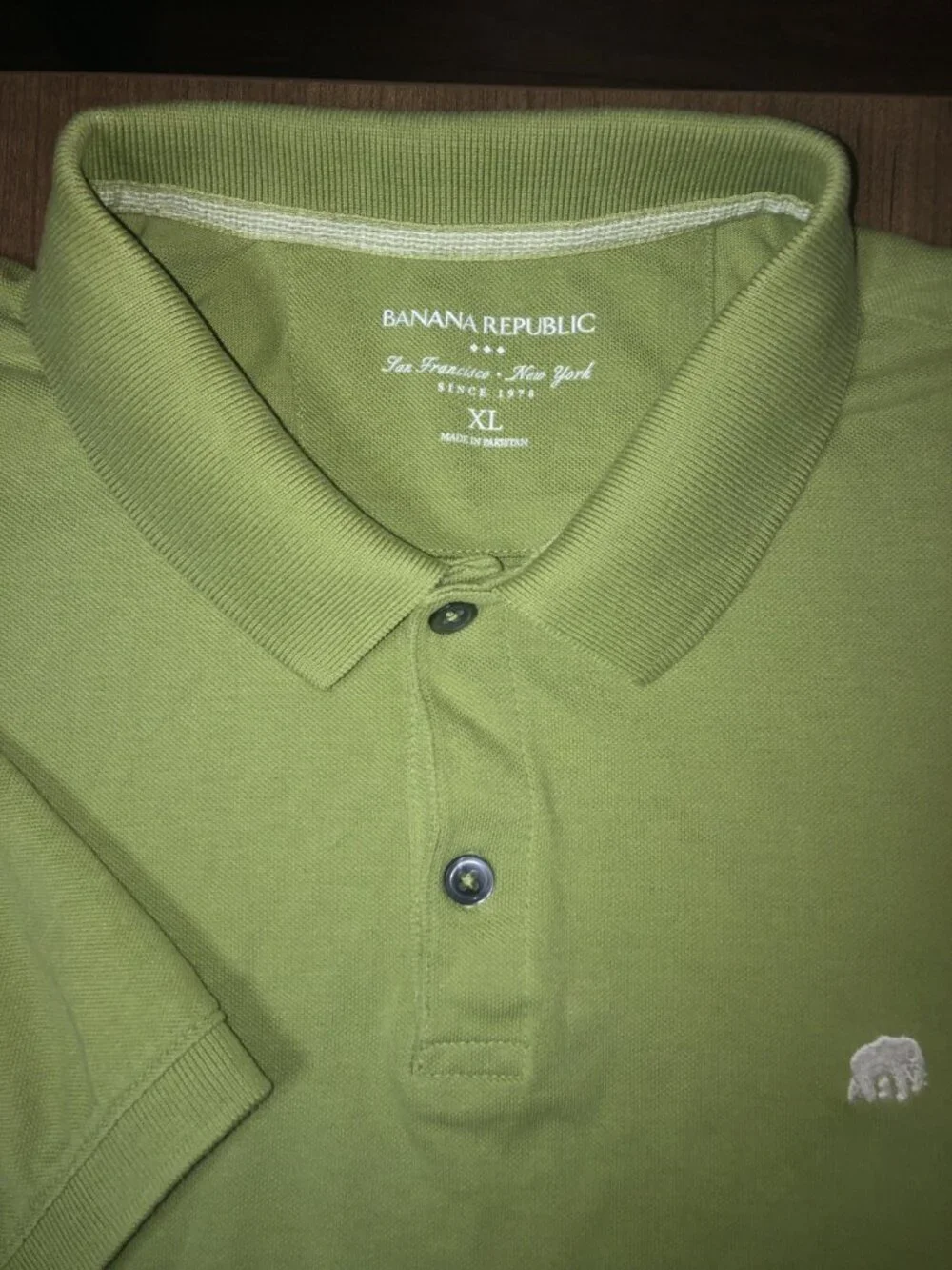 Banana Republic Polo XL Green Casual Mens Shirt Solid With Elephant Logo